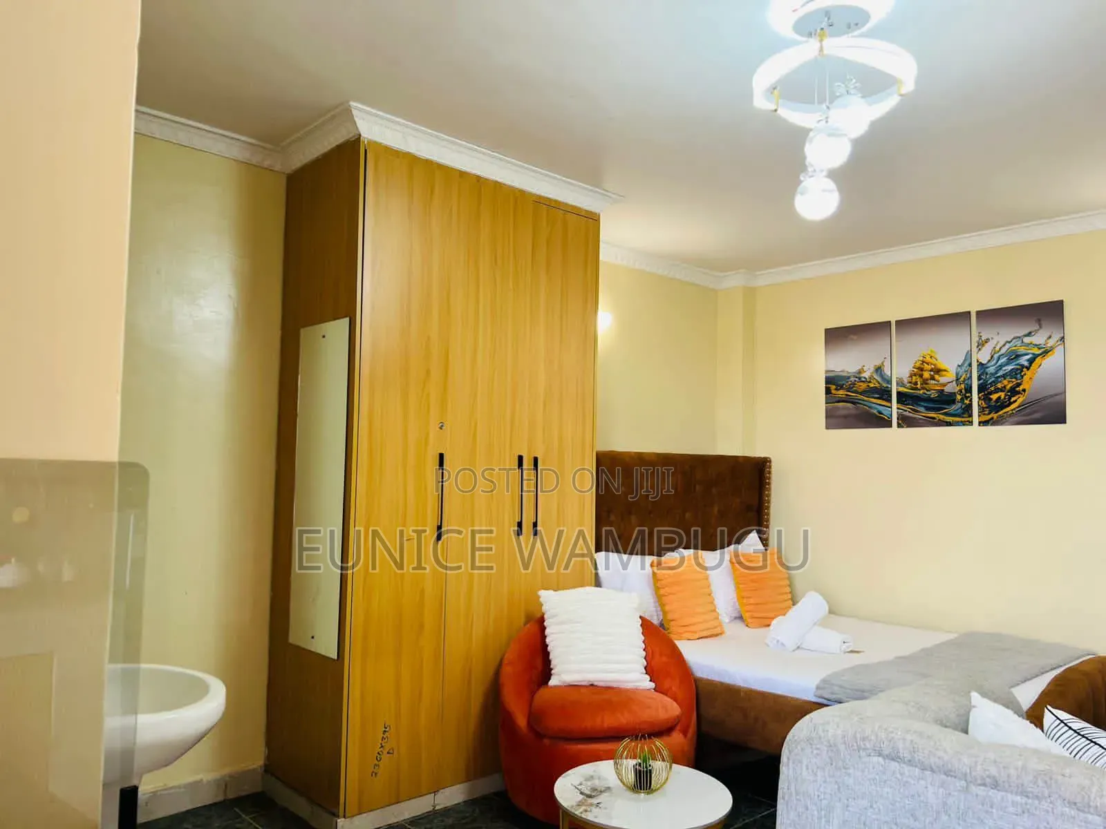 Cozy Airbnbs Studio Kamakis at Crown Z Towers