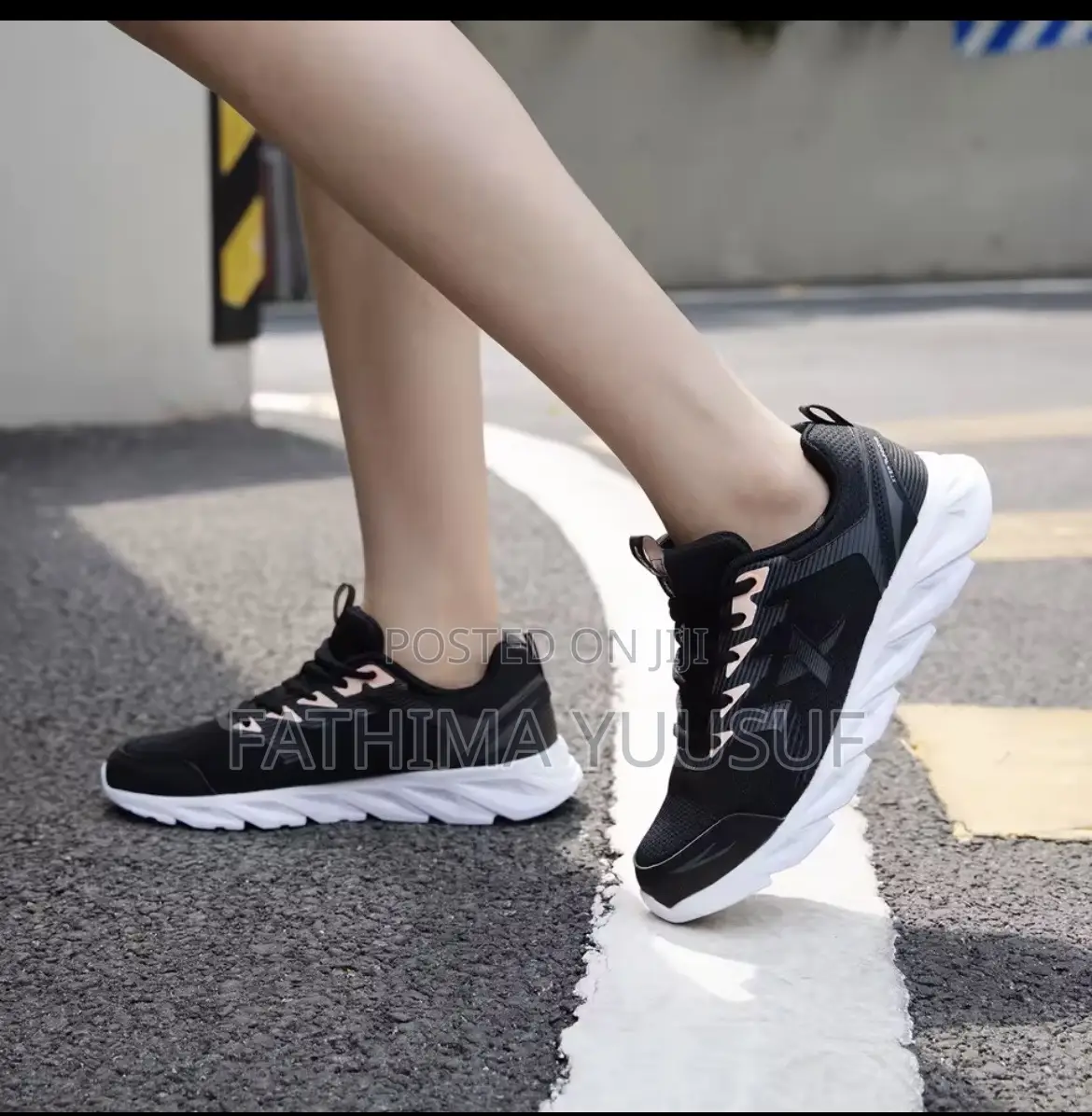 Xtep Running Shoes