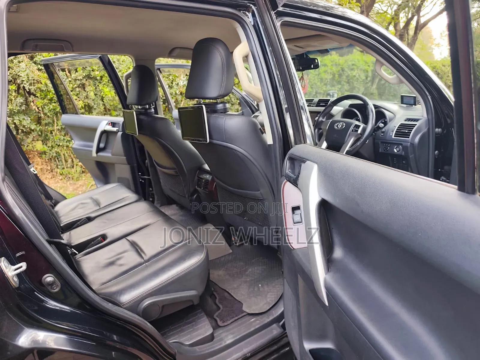 Toyota Land Cruiser Prado 2017 Black