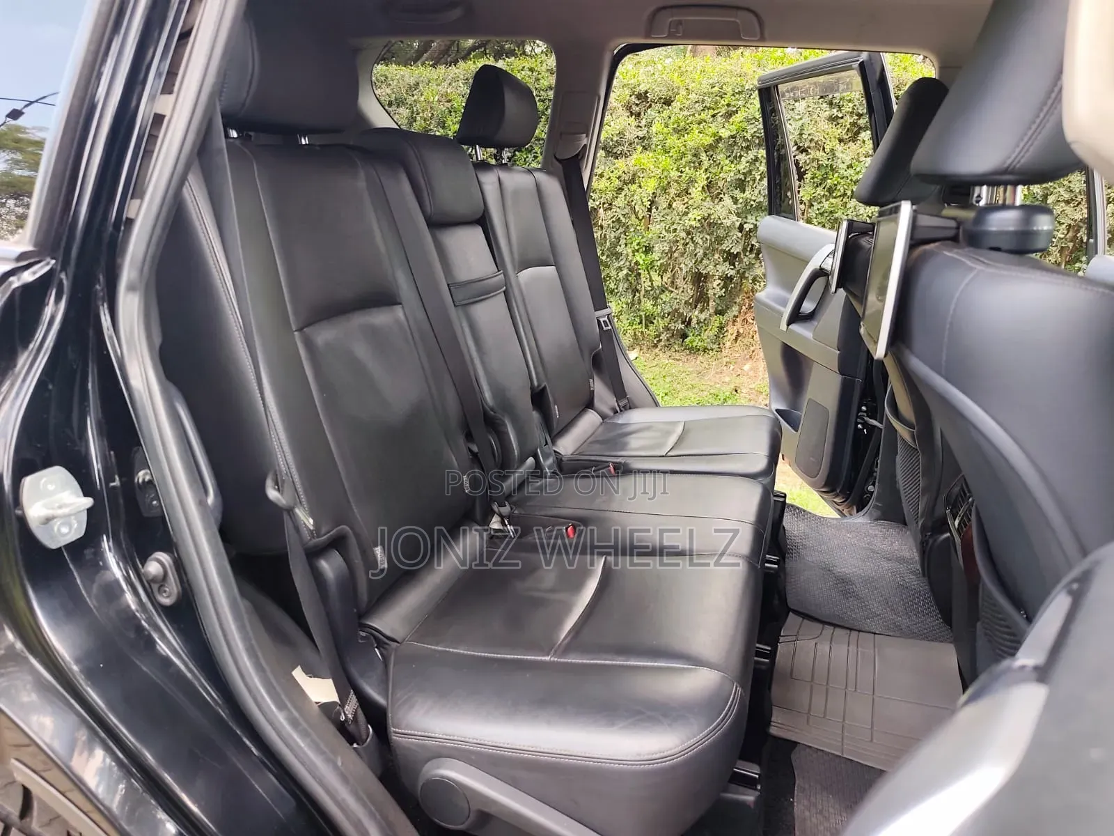 Toyota Land Cruiser Prado 2017 Black
