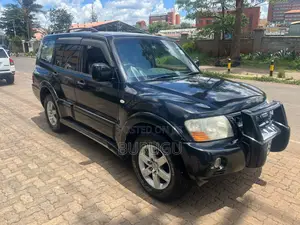 Mitsubishi Pajero Sport 2006 Black
