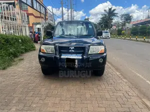 Mitsubishi Pajero Sport 2006 Black