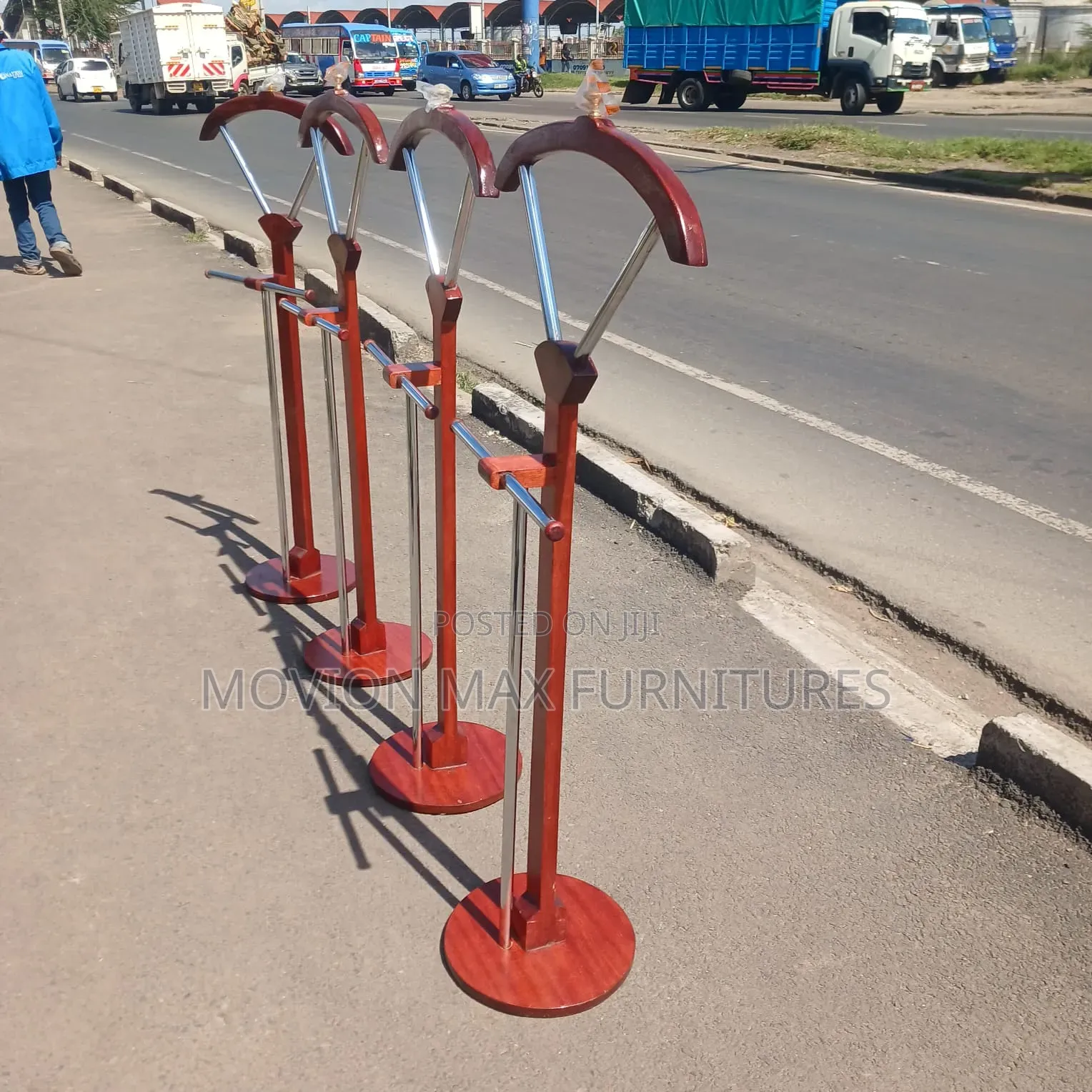 Boss Office Coat Hangers
