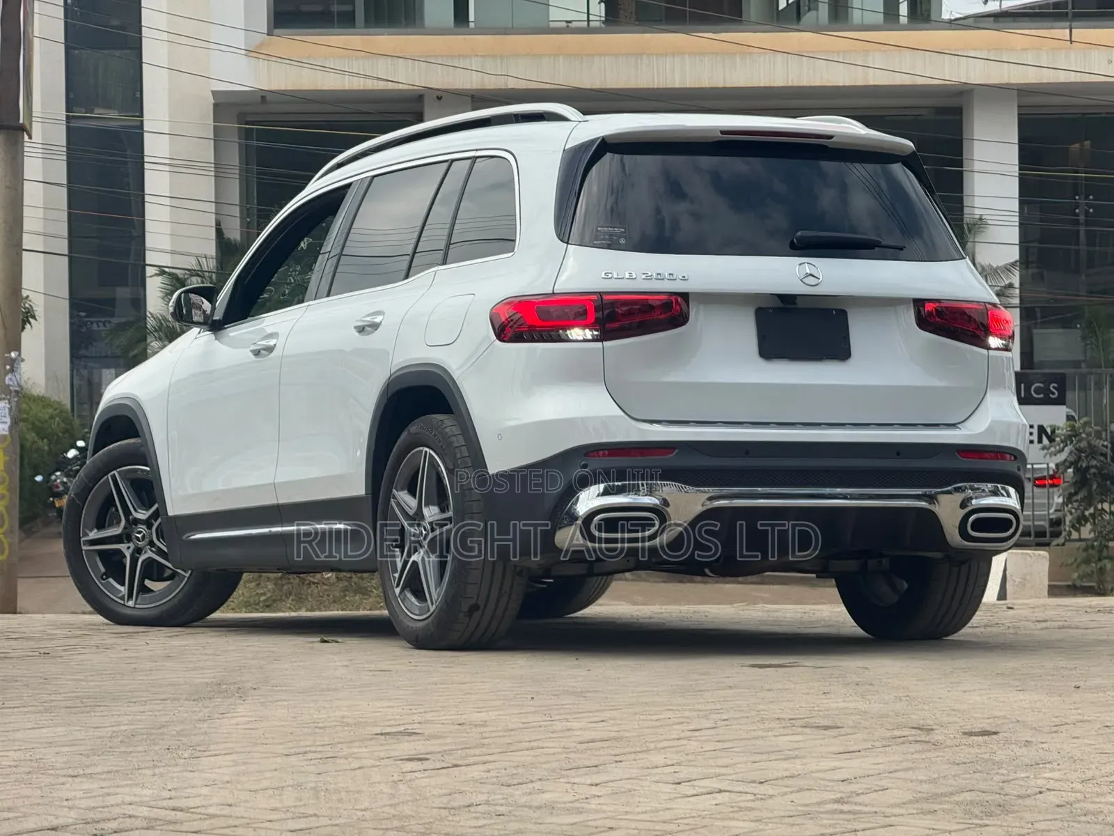 Mercedes-Benz GLB-Class 2020 White
