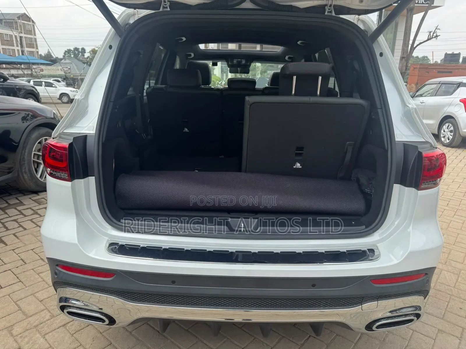 Mercedes-Benz GLB-Class 2020 White