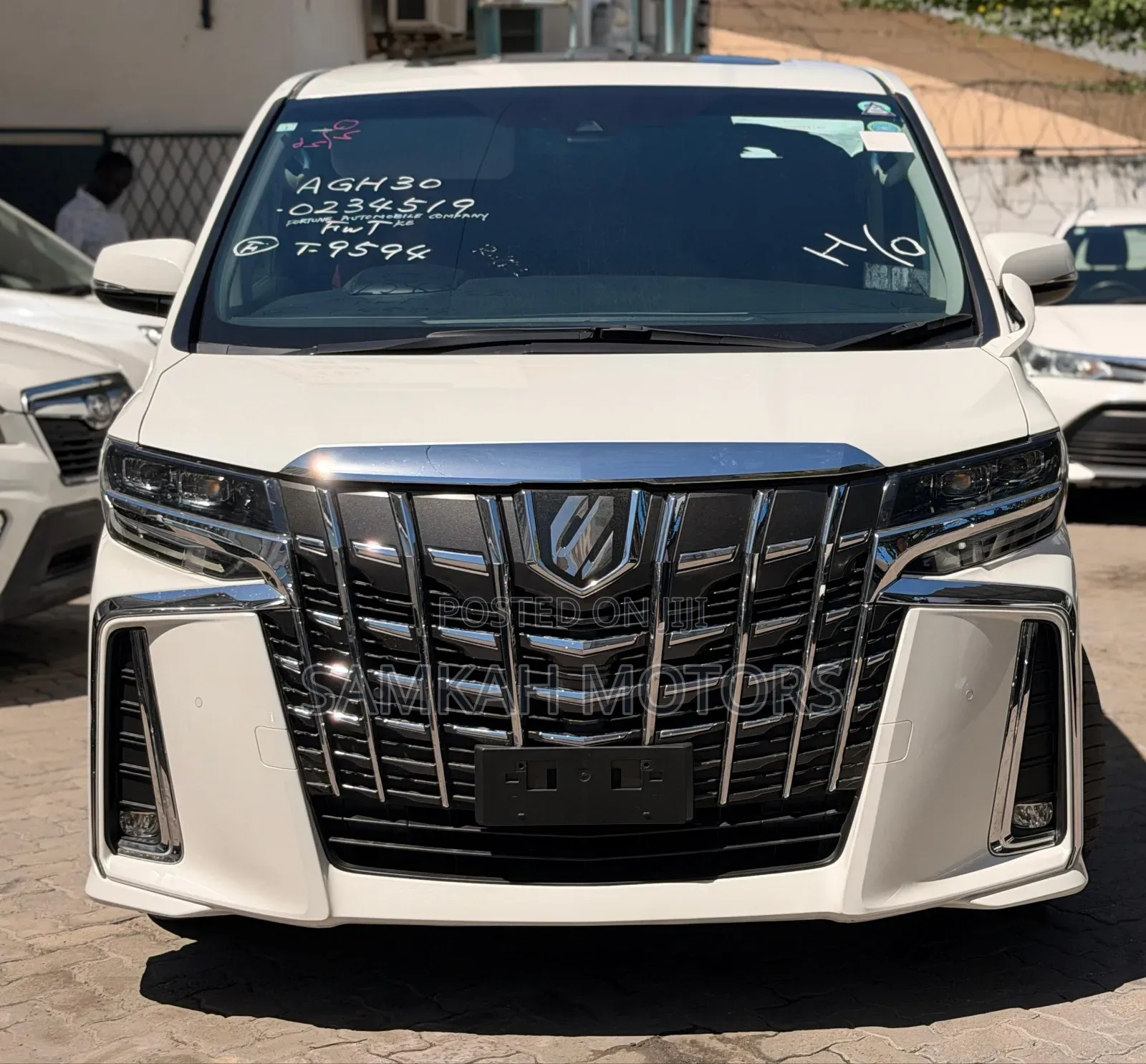 Toyota Alphard 2020 White