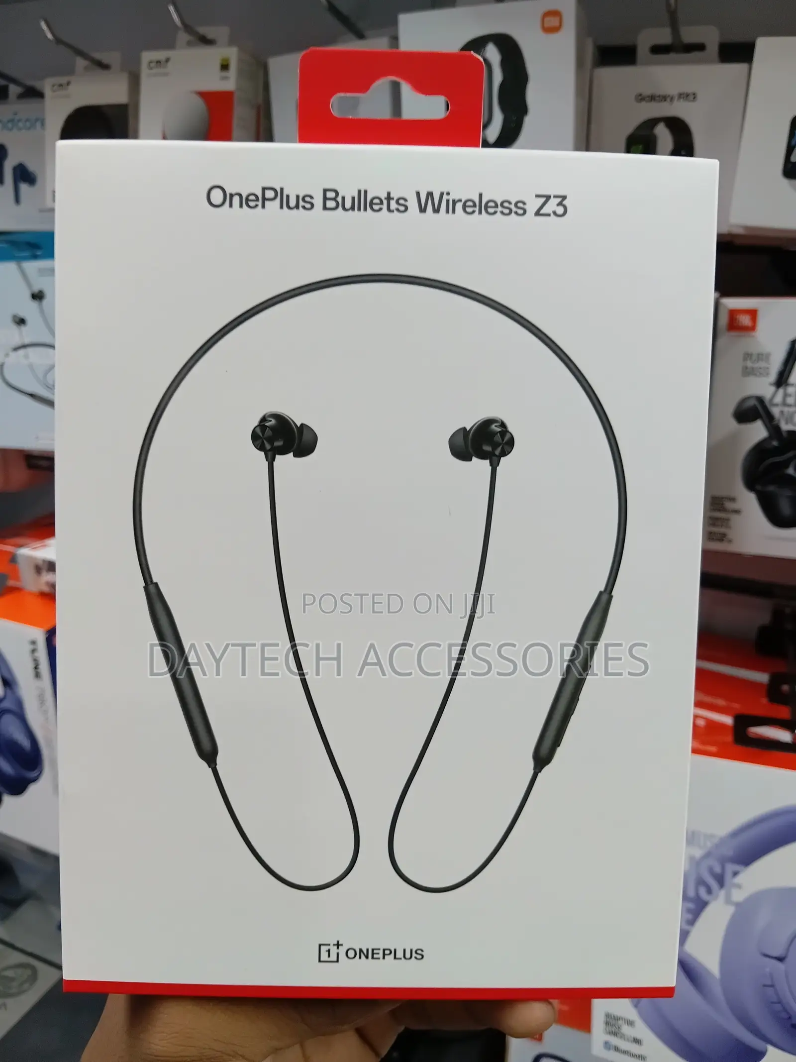 Oneplus Wireless Z3 Neckband Earphones Anc 12.4mm Drivers.