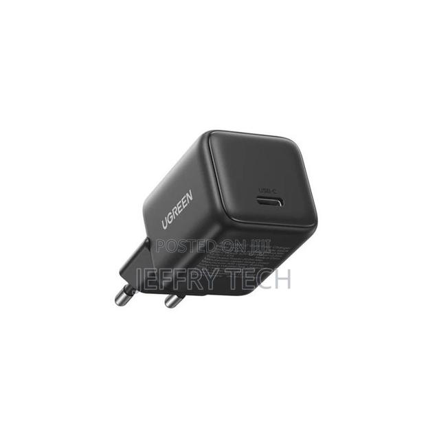 Ugreen Gan 30 Usb-C Fast Charge 30w Wall Charger - thumbnail 2