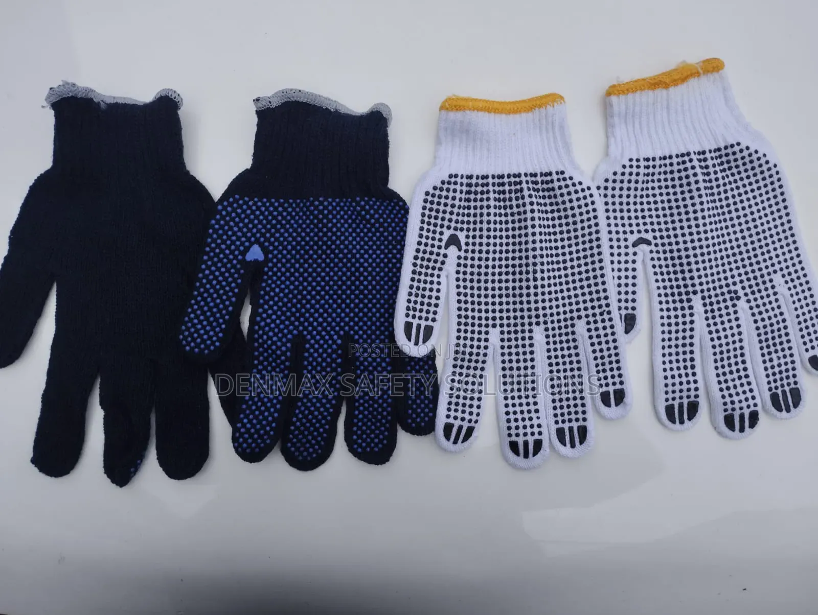 Dotted Gloves