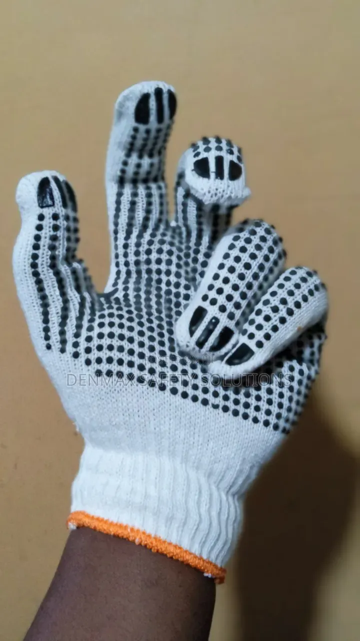 Dotted Gloves