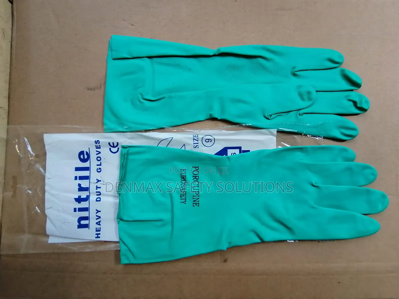 Nitrile Gloves