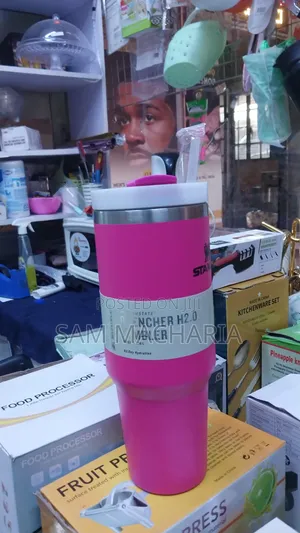 Stanley Travel Mug. 1.8 L .