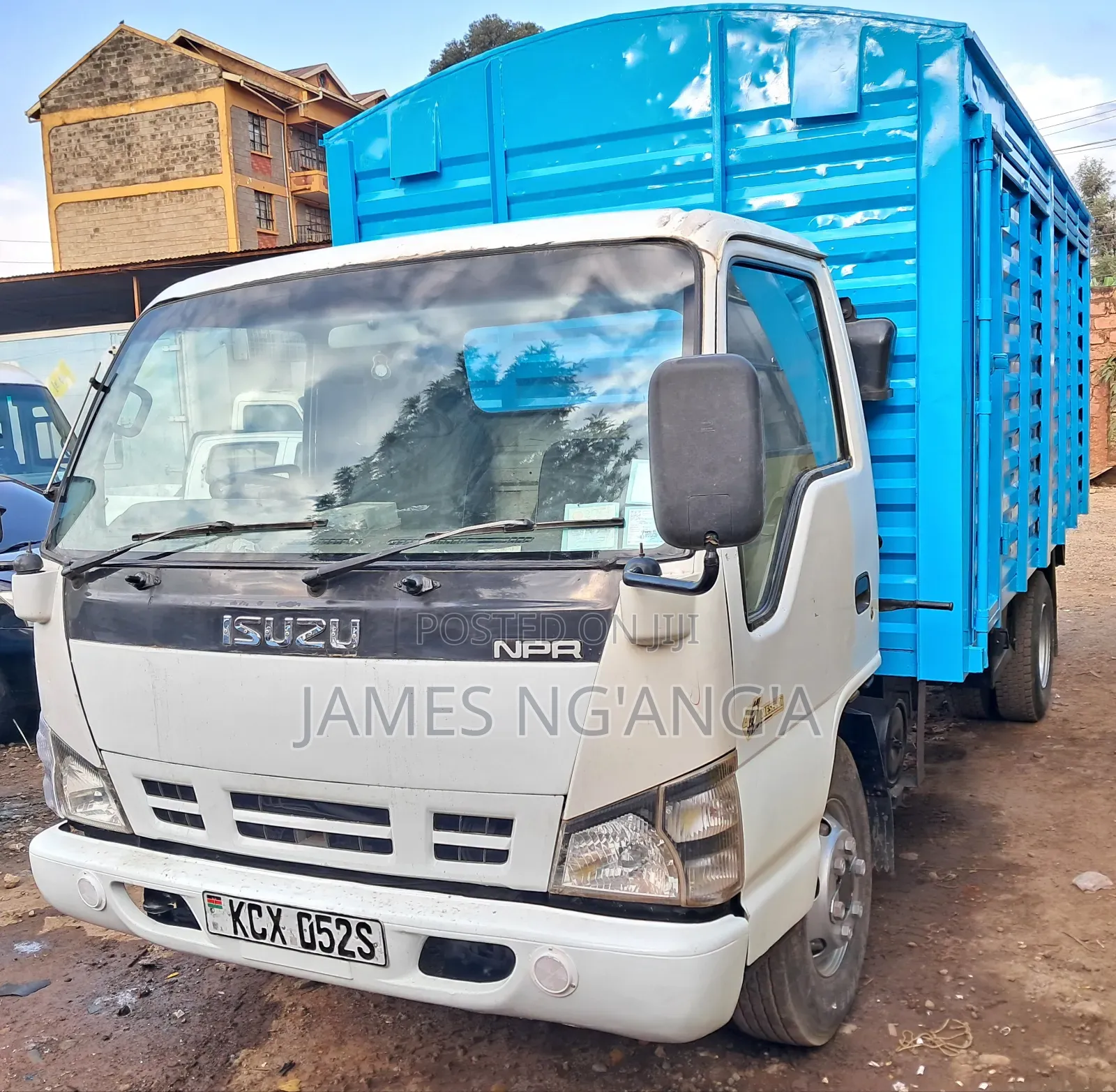 Isuzu NPR 4.3