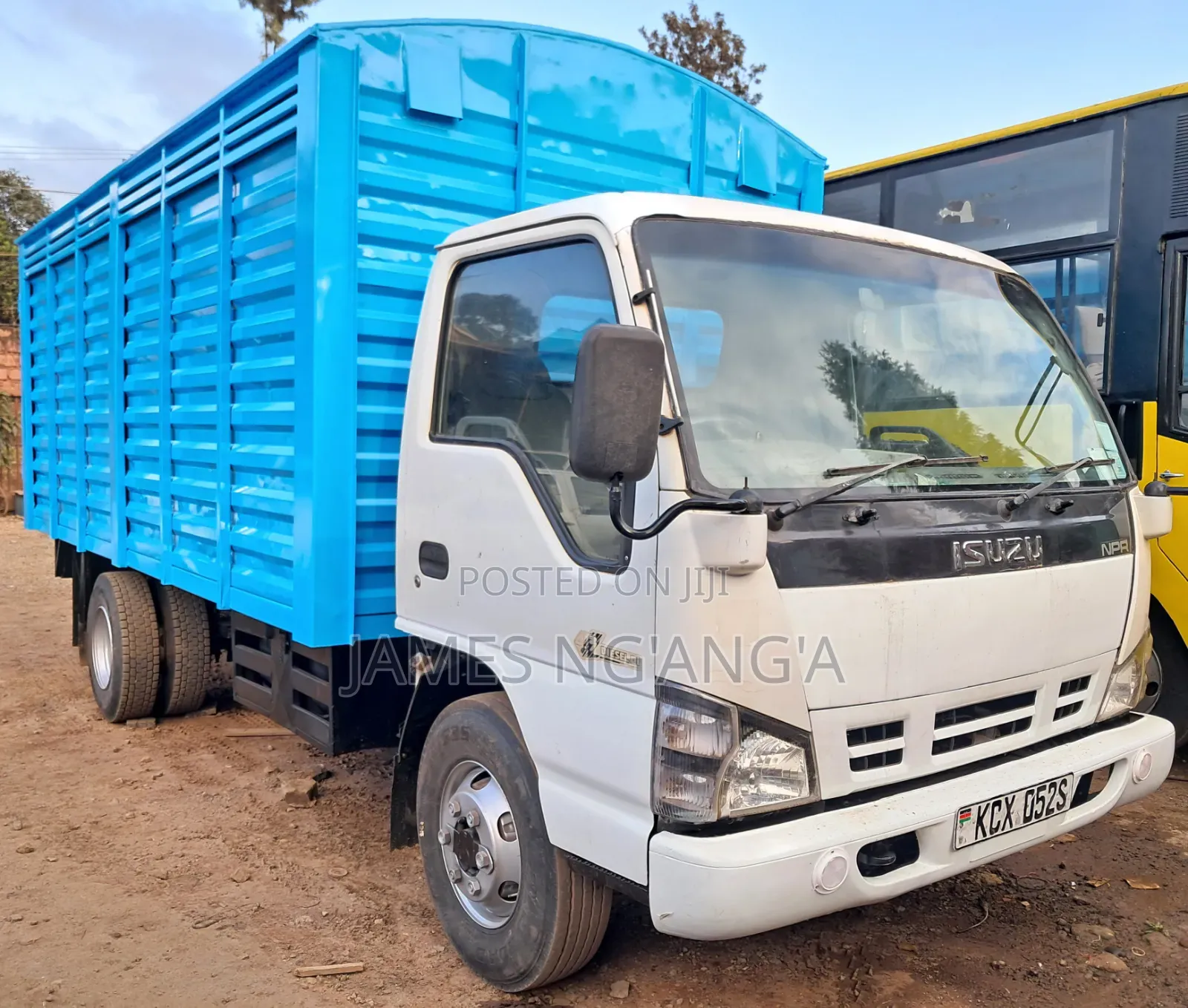 Isuzu NPR 4.3