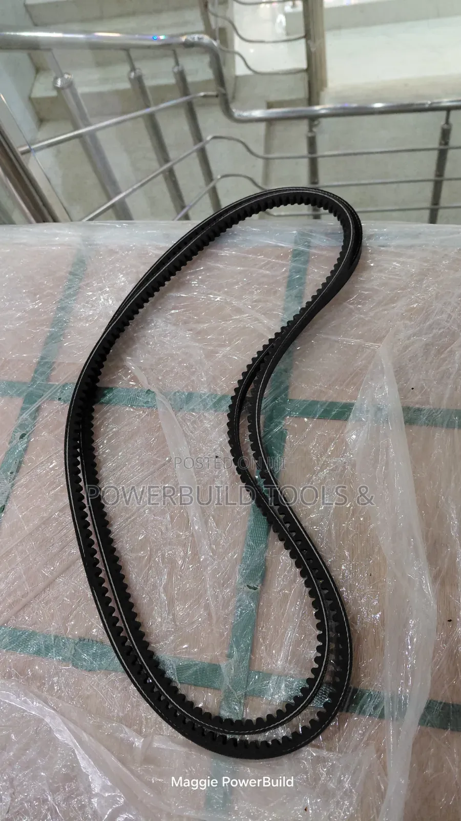 Industrial Toothed/Clogged v Belt