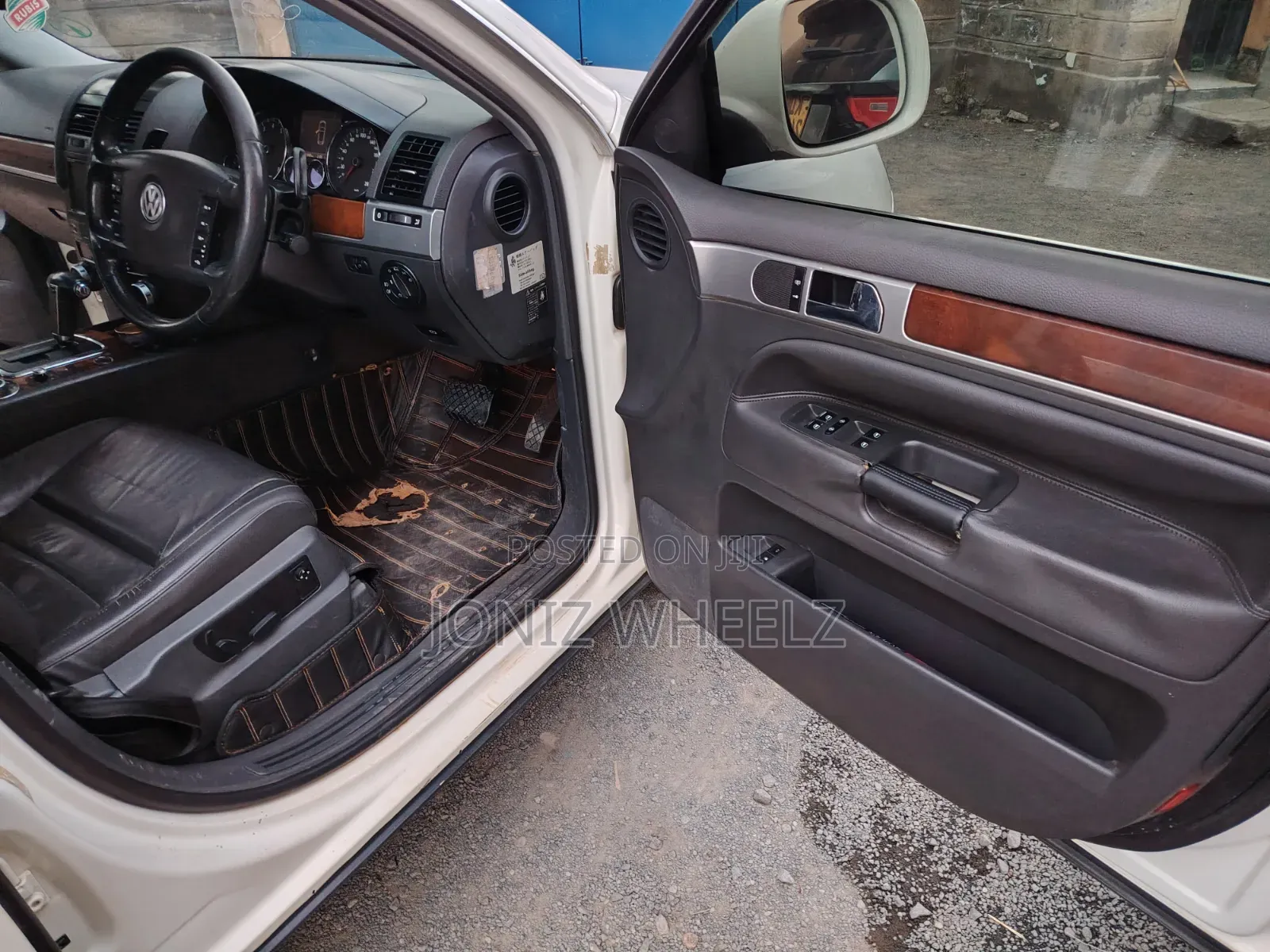 Volkswagen Touareg 2008 White