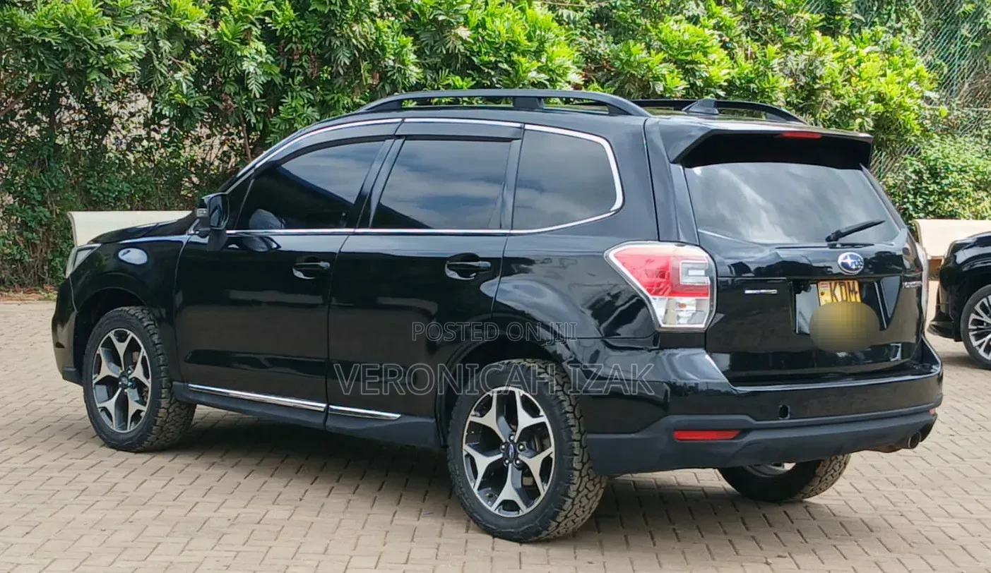 Subaru Forester 2017 Black