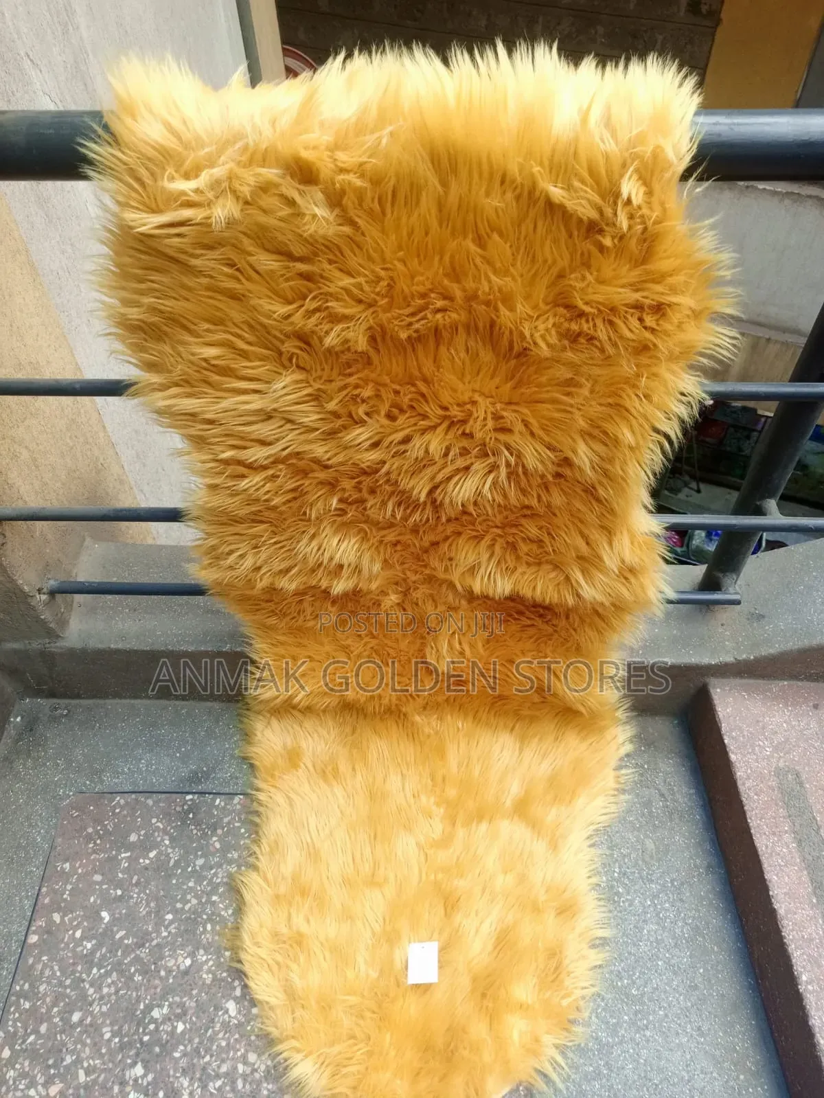 Fluffy Bedside/Dashboard _Chiwawa_
60×180