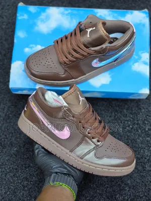 Nike Air Jordan 1 Low Se Valentine's Day Chocolate Sneakers
