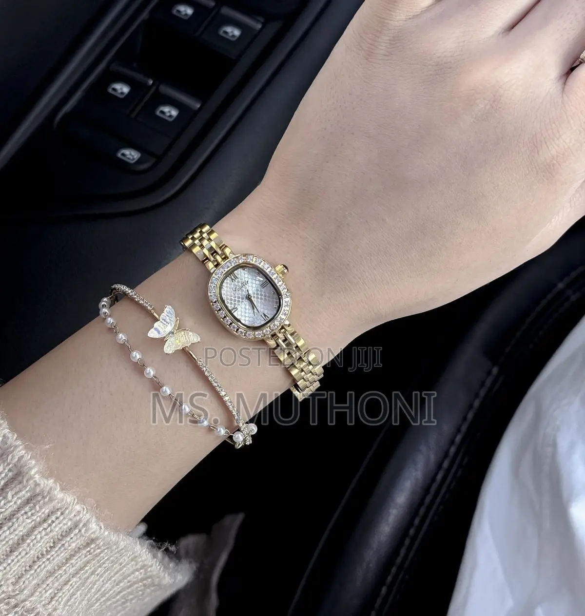 Textured Dial and a Diamond-Studded Bezel. Scottie Ladies Watch