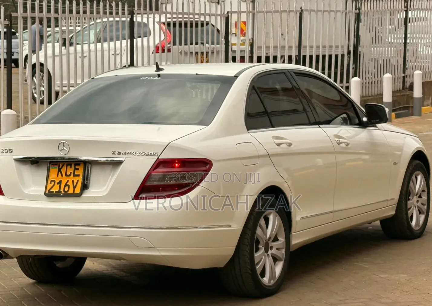 Mercedes-Benz C200 2008 Pearl