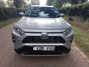 Toyota RAV4 2019 Silver