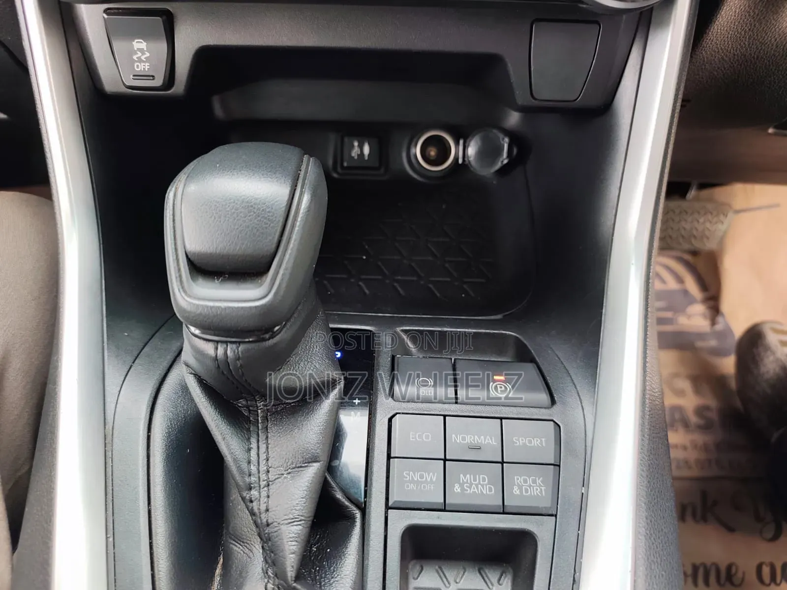 Toyota RAV4 2019 Silver