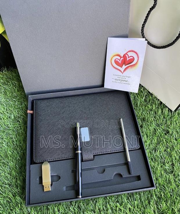 Personalized Leather Journal Gift Set* - thumbnail 3