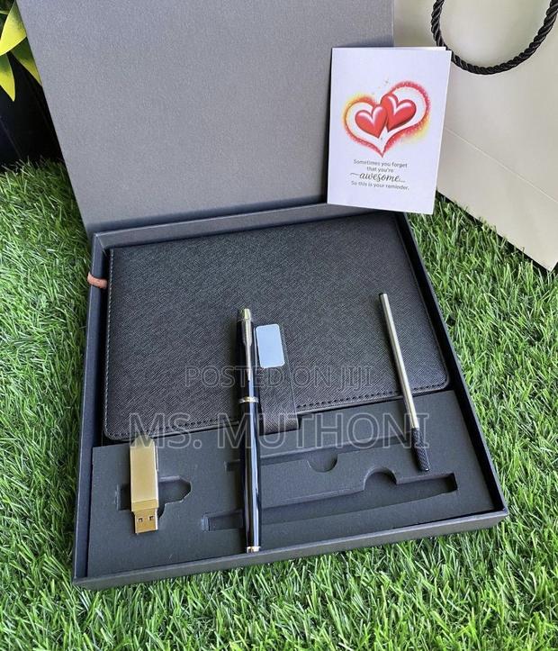 Personalized Leather Journal Gift Set* - thumbnail 4