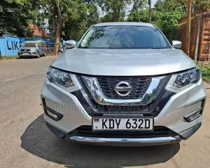 Nissan X-Trail 2019 Silver