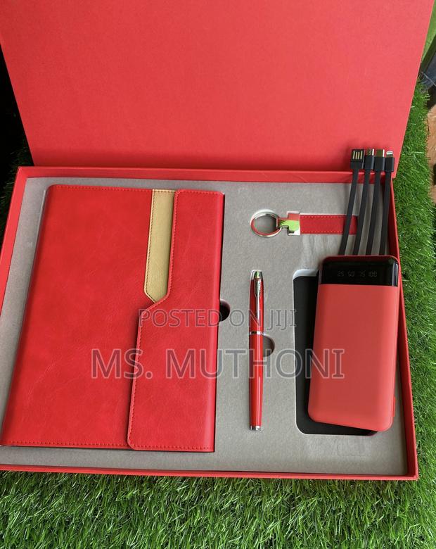 4-in-1 Executive Corporate Gift Set ( Power Bank +Notebook +