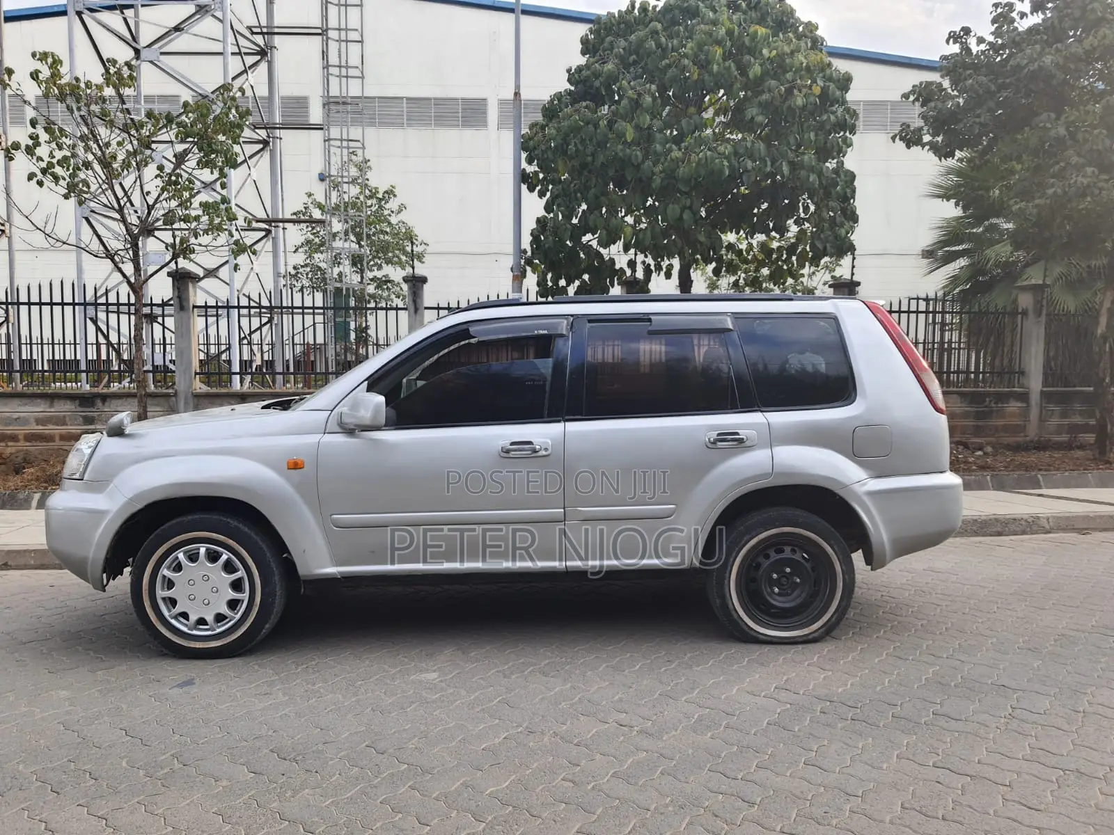 Nissan X-Trail 2004 Gray