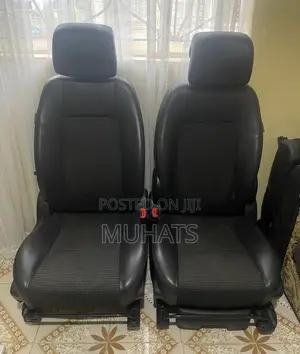Car Seats for Sale in Perfect Condition