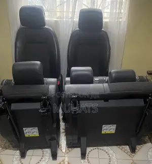 Car Seats for Sale in Perfect Condition