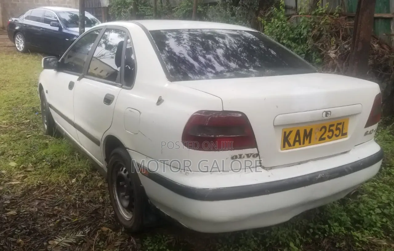 Volvo S40 2000 White