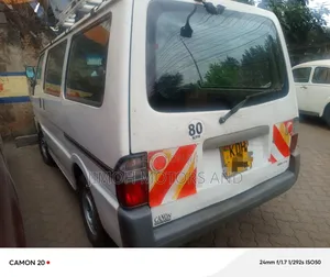 Nissan Vanette 2016 White