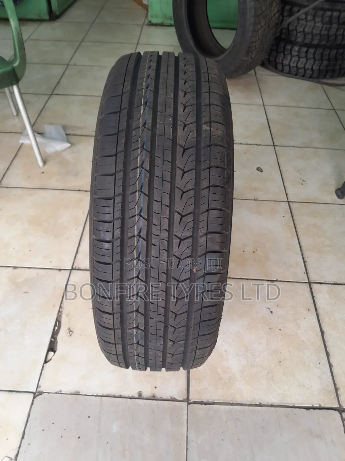 225/55r18 Centara