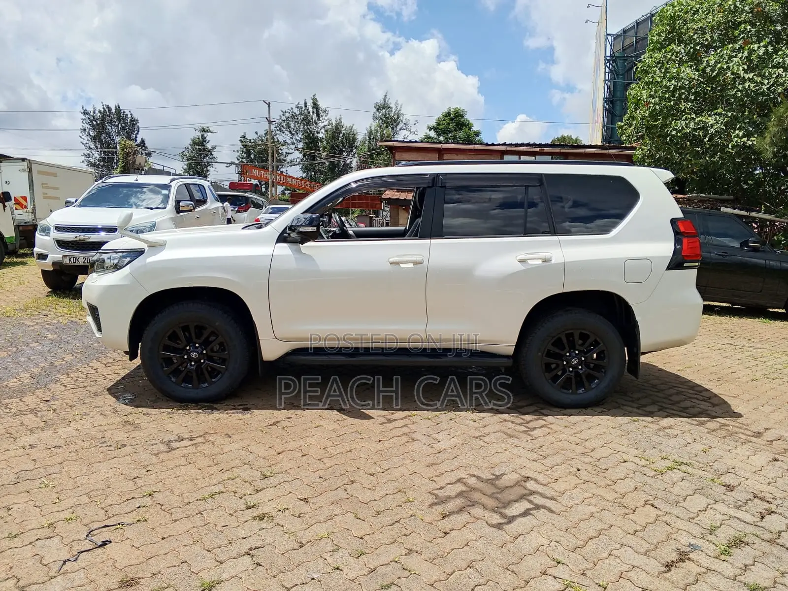 Toyota Land Cruiser Prado 2021 White