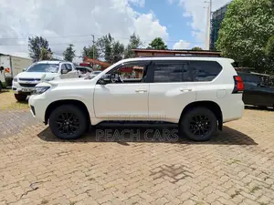 Toyota Land Cruiser Prado 2021 White
