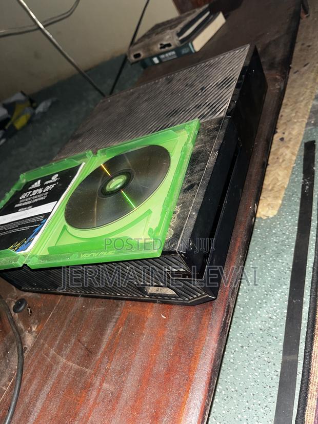 Xbox One Console - thumbnail 4