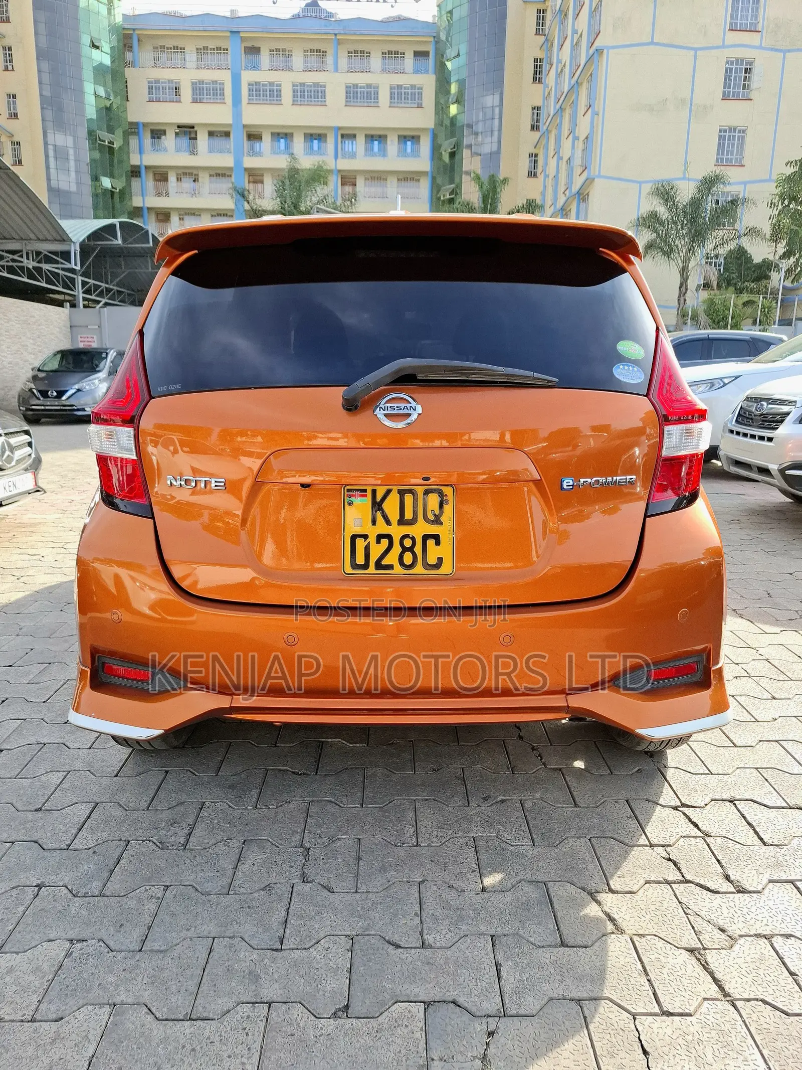 Nissan Note 1.2 Hybrid 2017 Orange