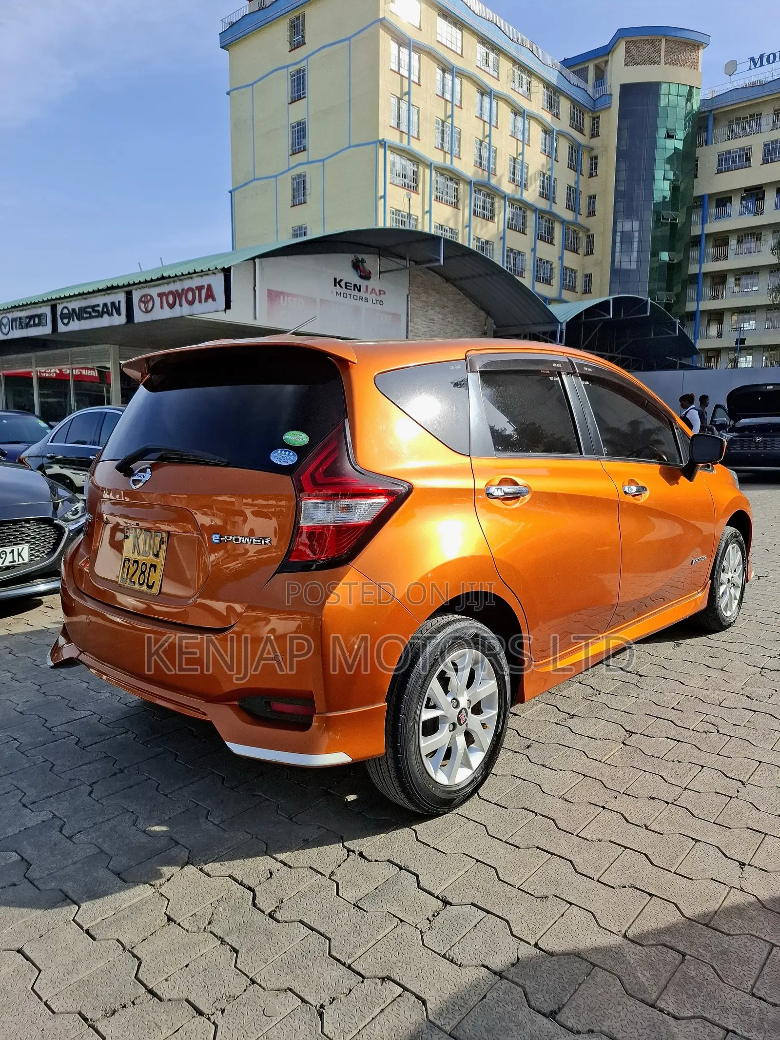 Nissan Note 1.2 Hybrid 2017 Orange