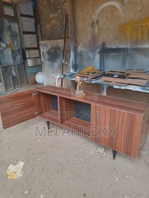 Dark Walnut 5fit Stand
