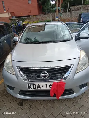 Nissan Latio 1.2 2013 Silver