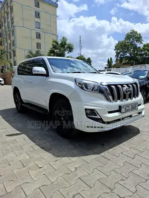 Toyota Land Cruiser Prado 2.7 i 2011 White