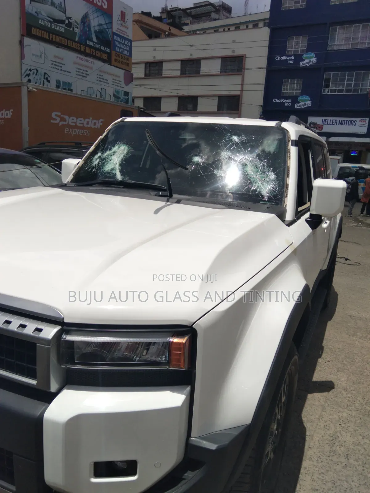 Prado 250 Windscreen