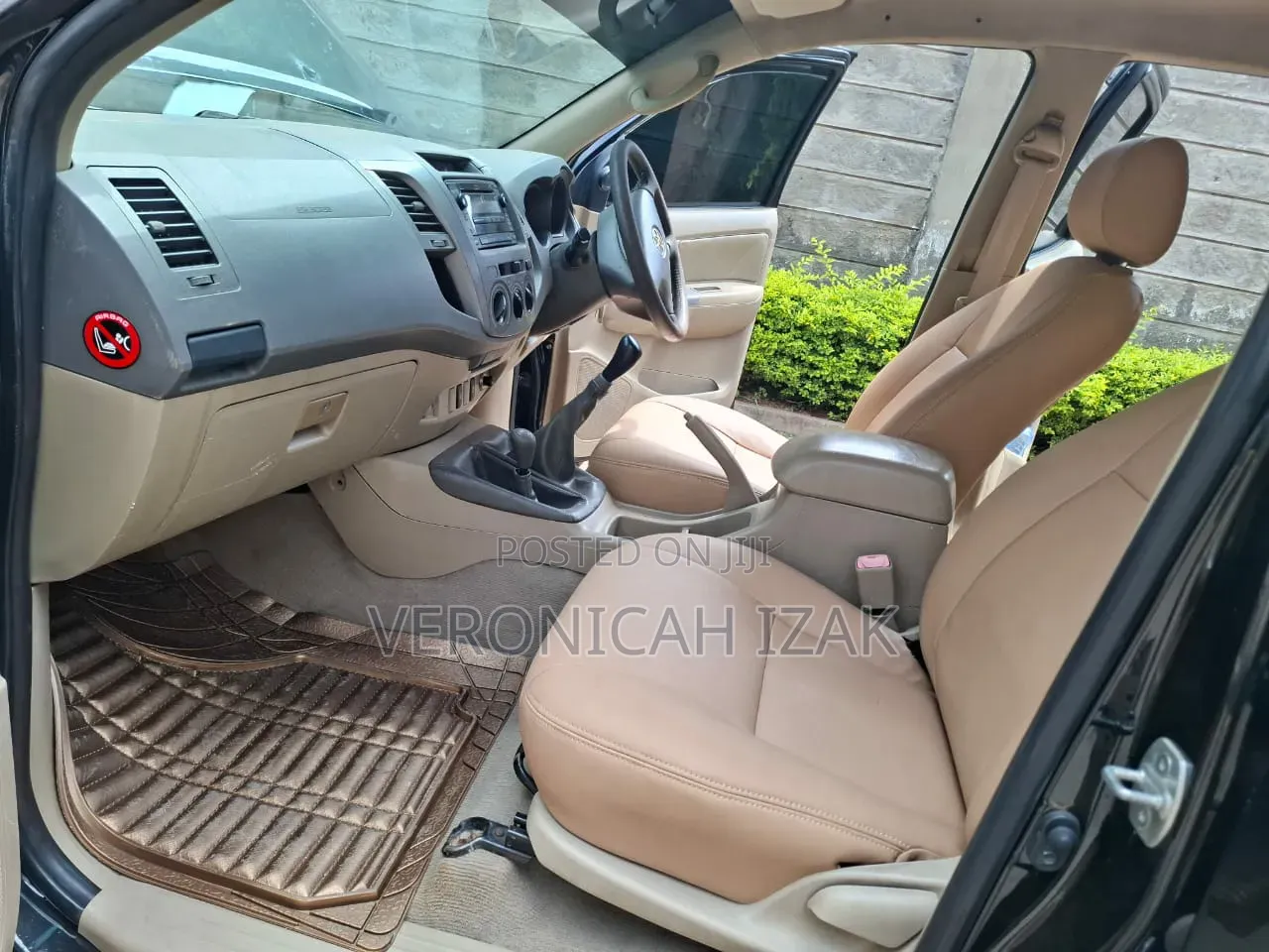 Toyota Hilux 2011
