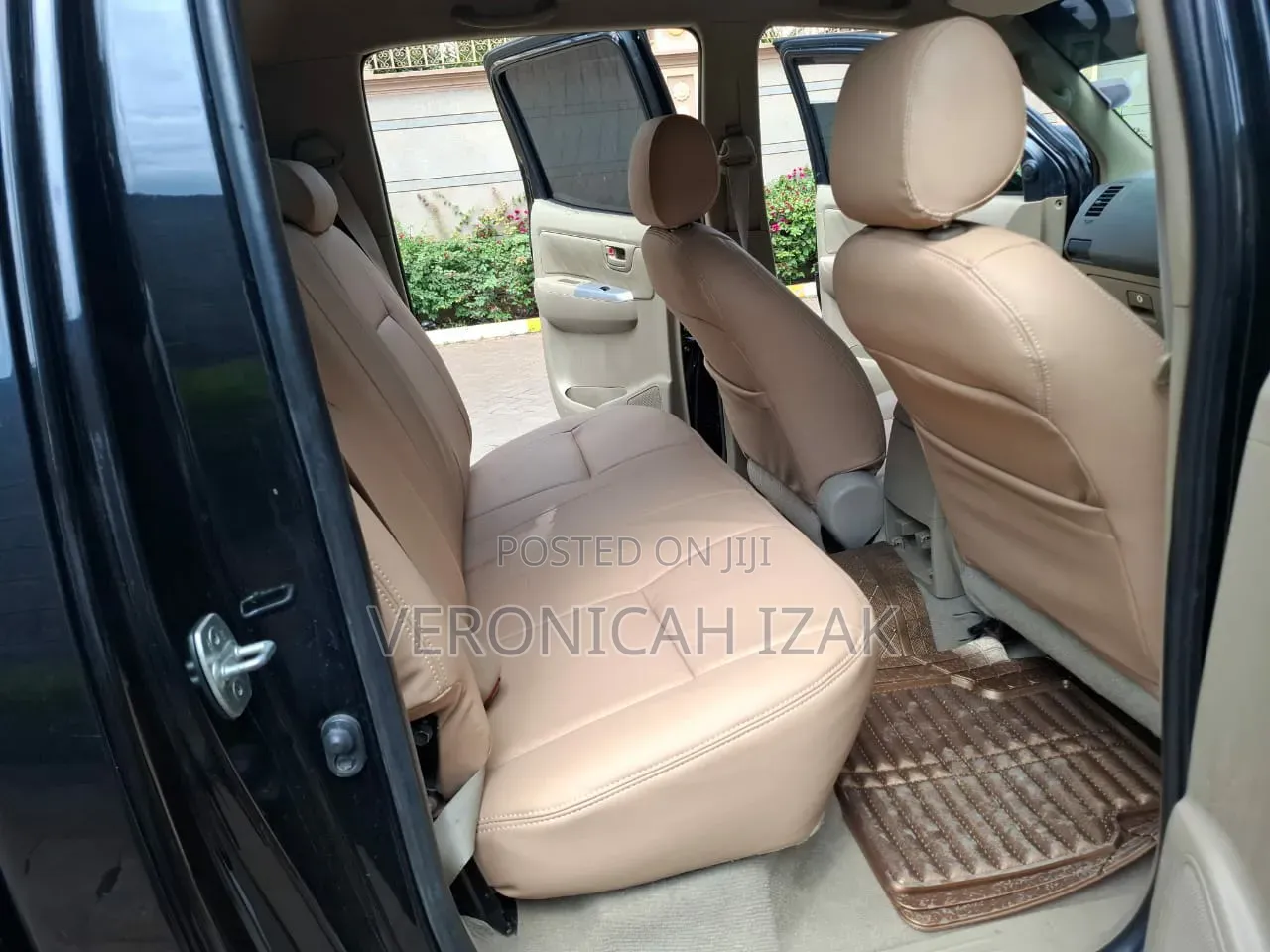 Toyota Hilux 2011