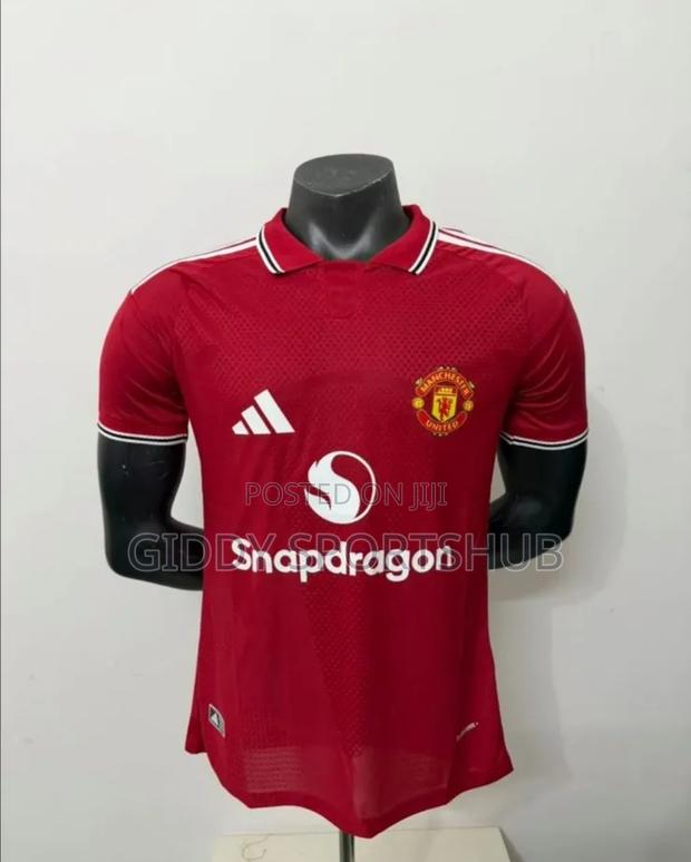 Adidas Manchester United 2026/27 Home Jersey