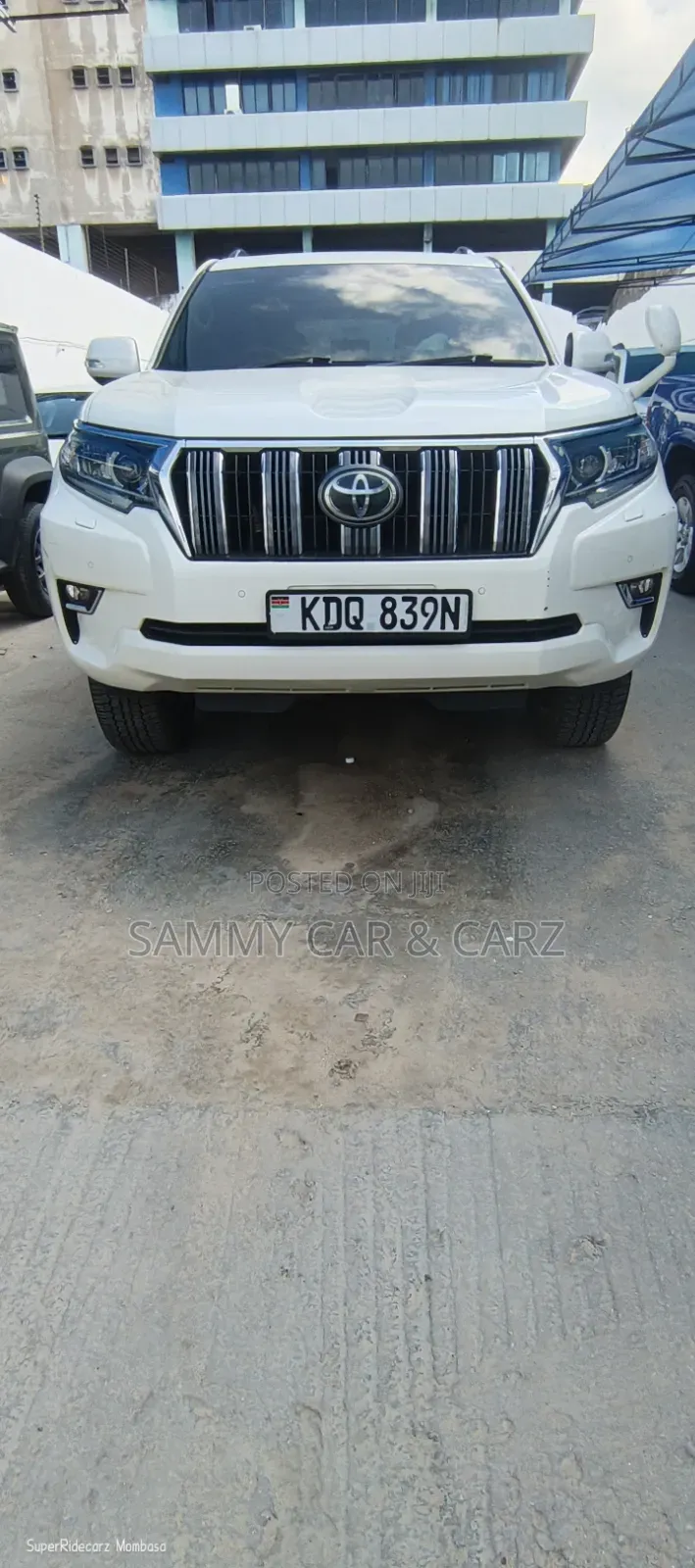 Toyota Land Cruiser Prado 2018 White